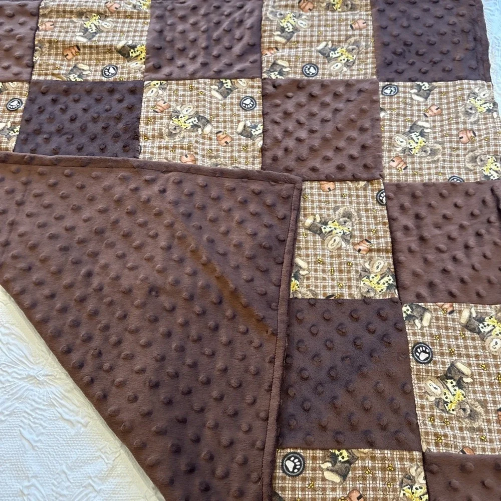 Vintage‎ Patchwork Quilt Table Topper, Four Patch Squares Bears Brown 2 Blankets